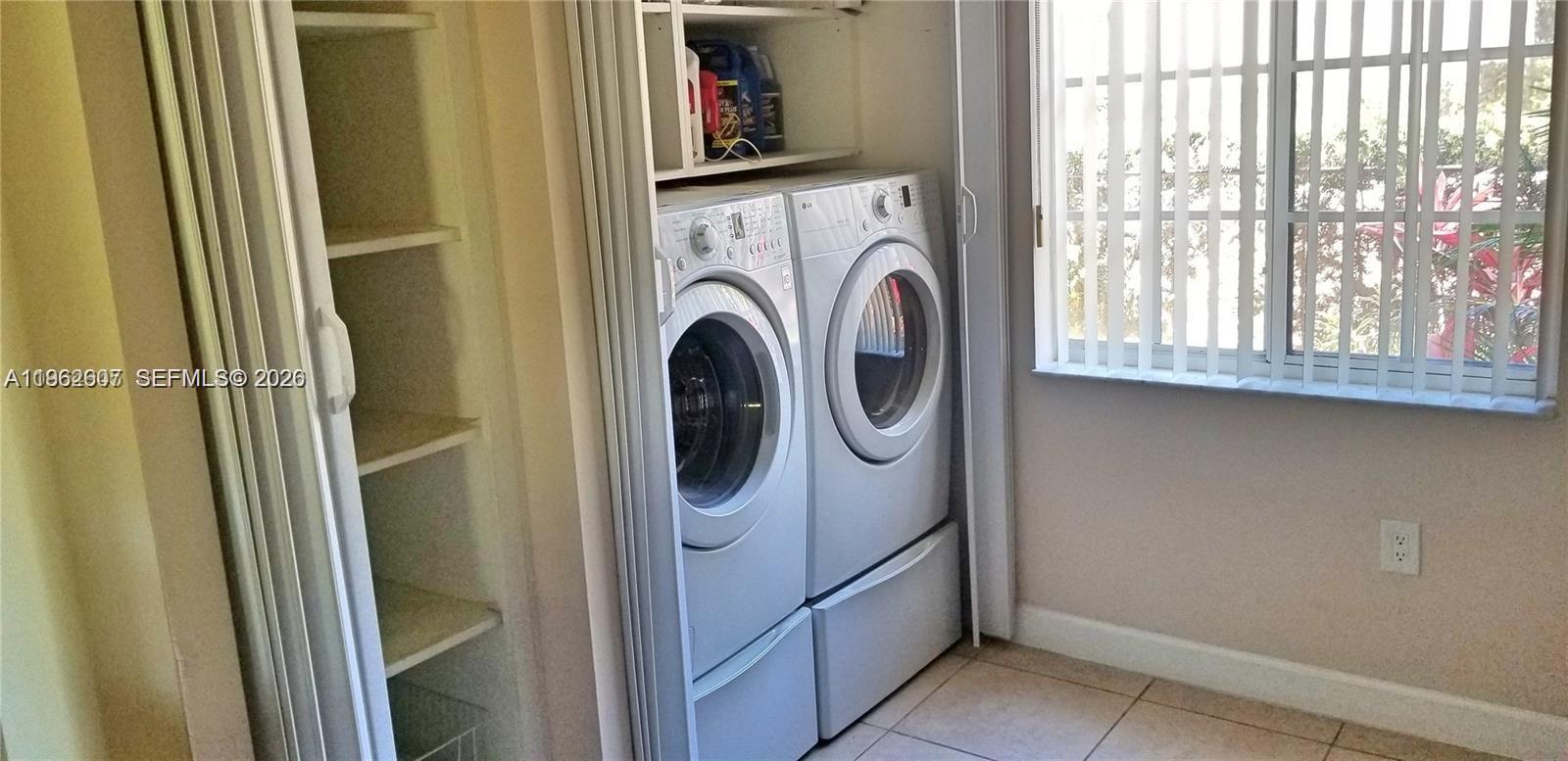 HAMPTON PLACE CONDO - Residential