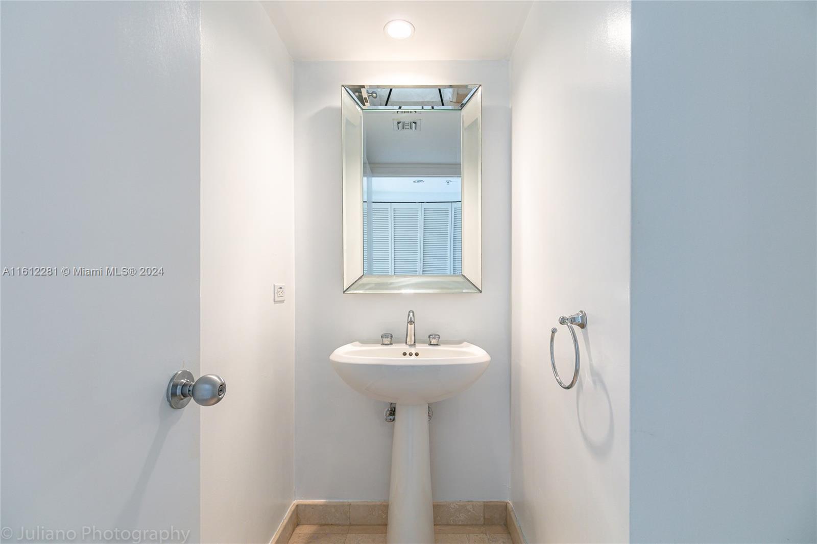 THREE TEQUESTA POINT COND - Residential