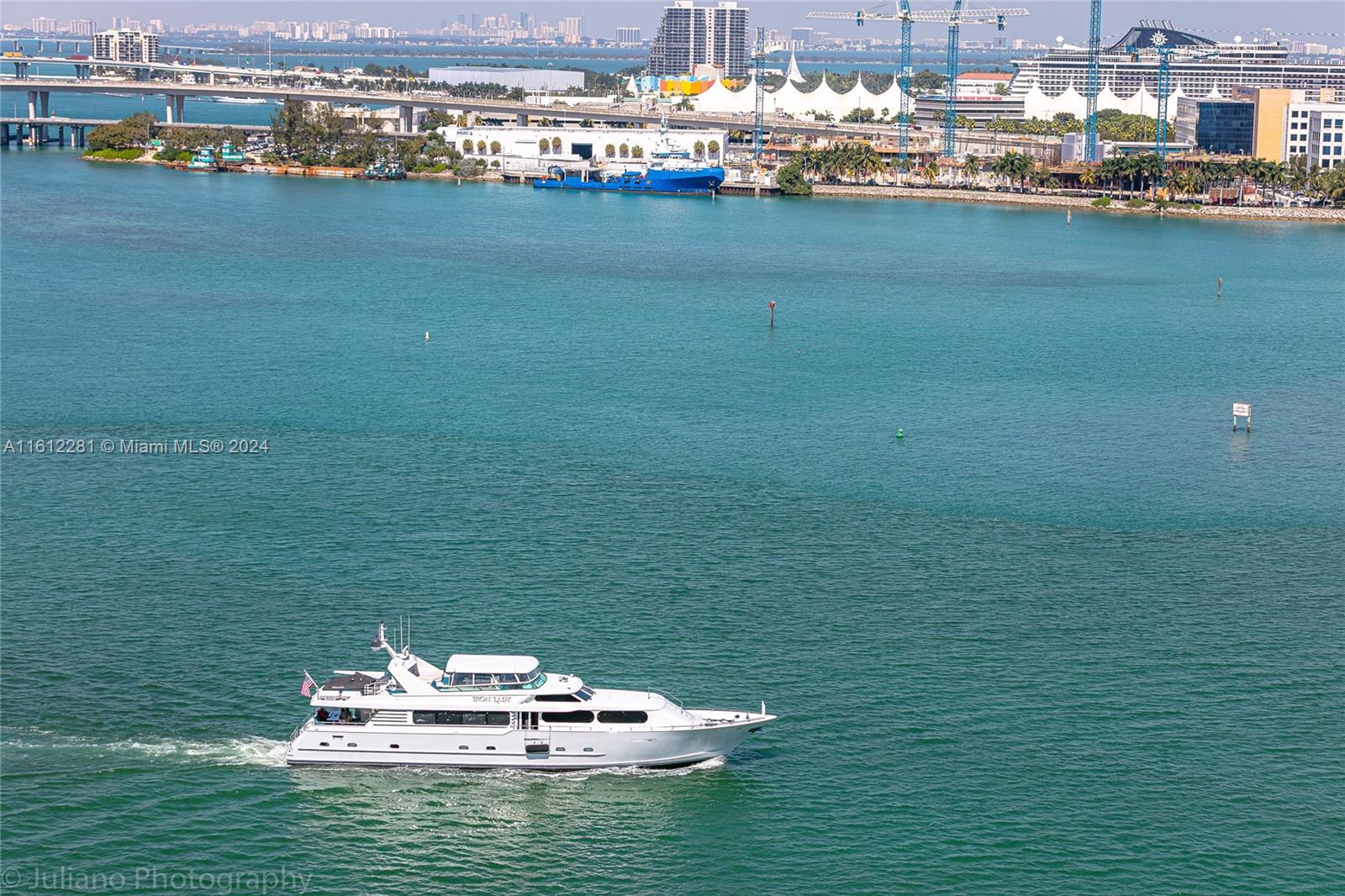 THREE TEQUESTA POINT COND - Residential