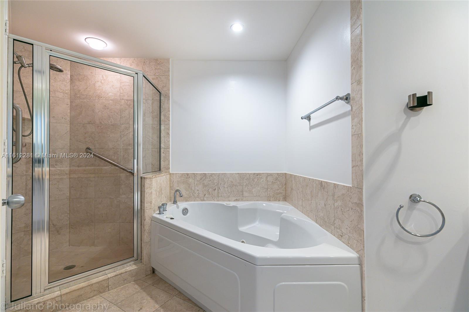 THREE TEQUESTA POINT COND - Residential