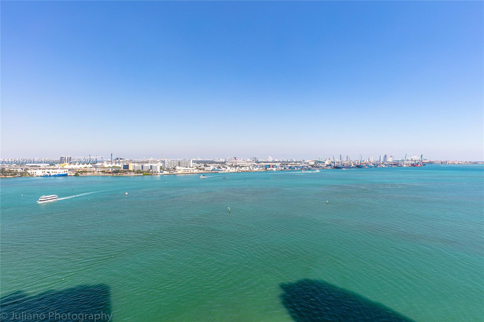 THREE TEQUESTA POINT COND - Residential