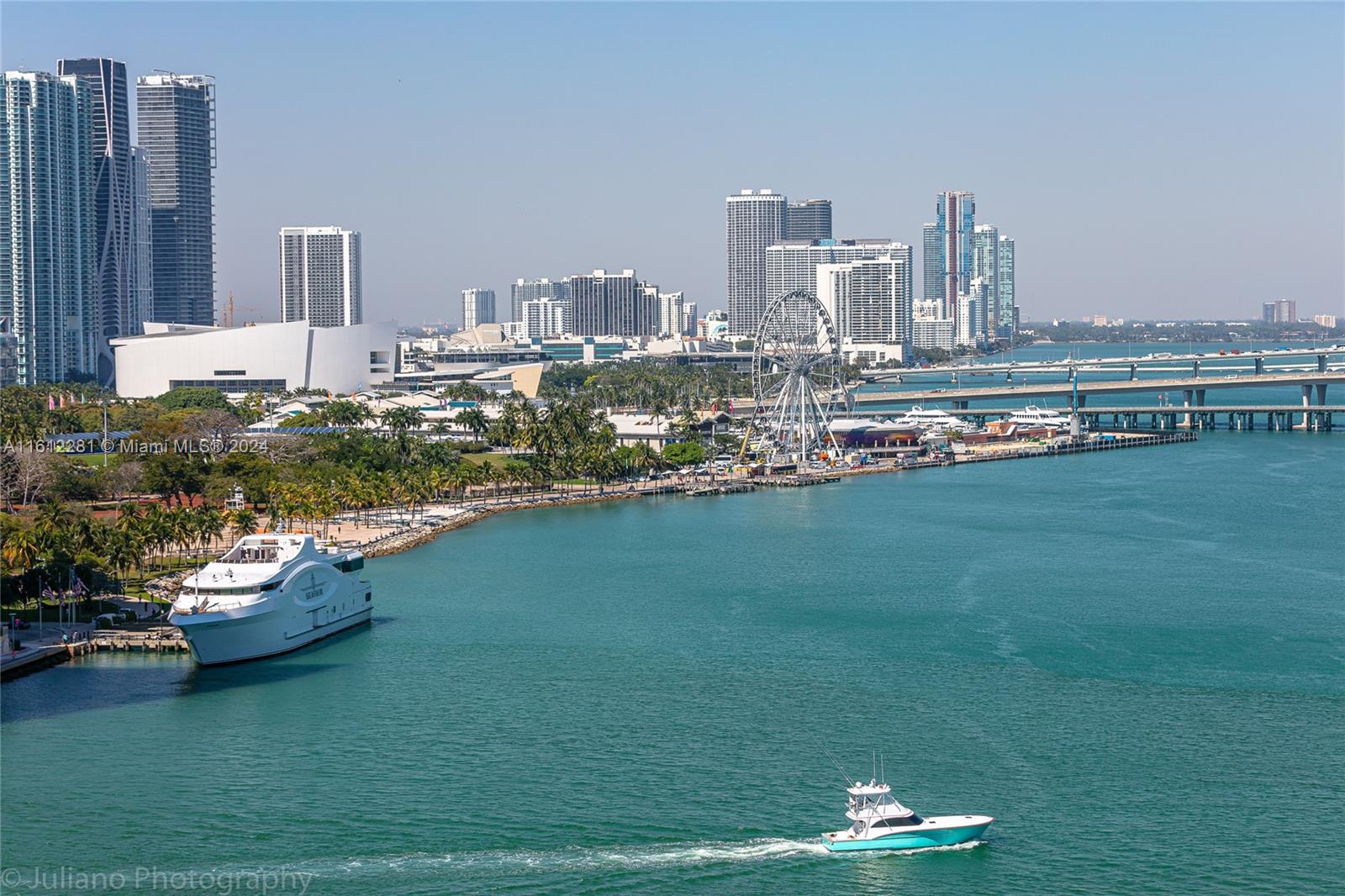 THREE TEQUESTA POINT COND - Residential