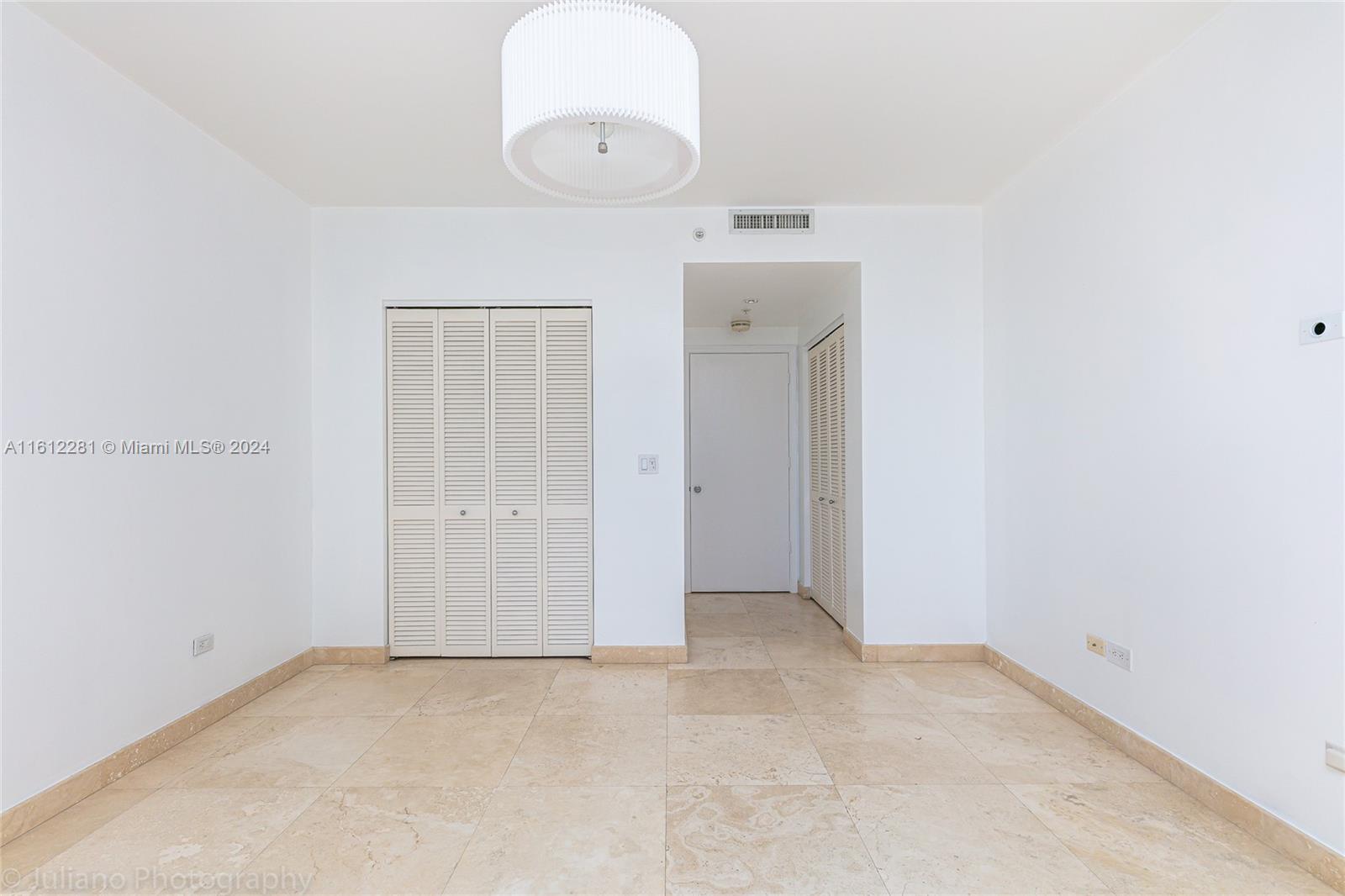 THREE TEQUESTA POINT COND - Residential