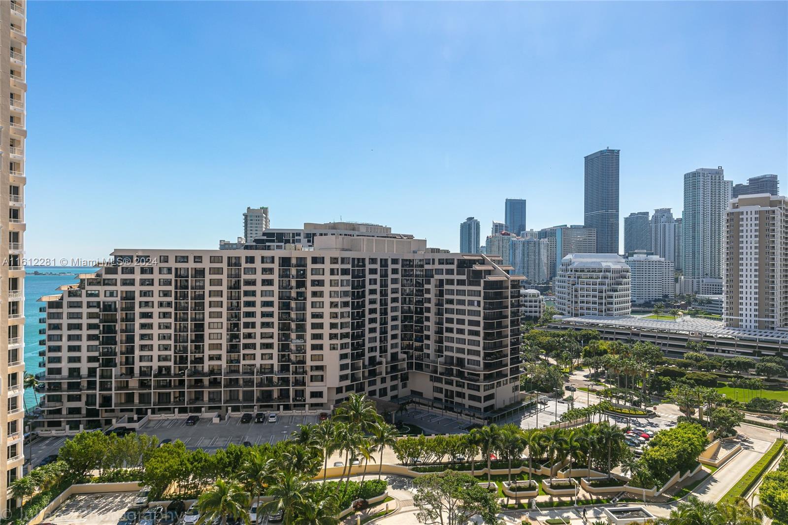 THREE TEQUESTA POINT COND - Residential