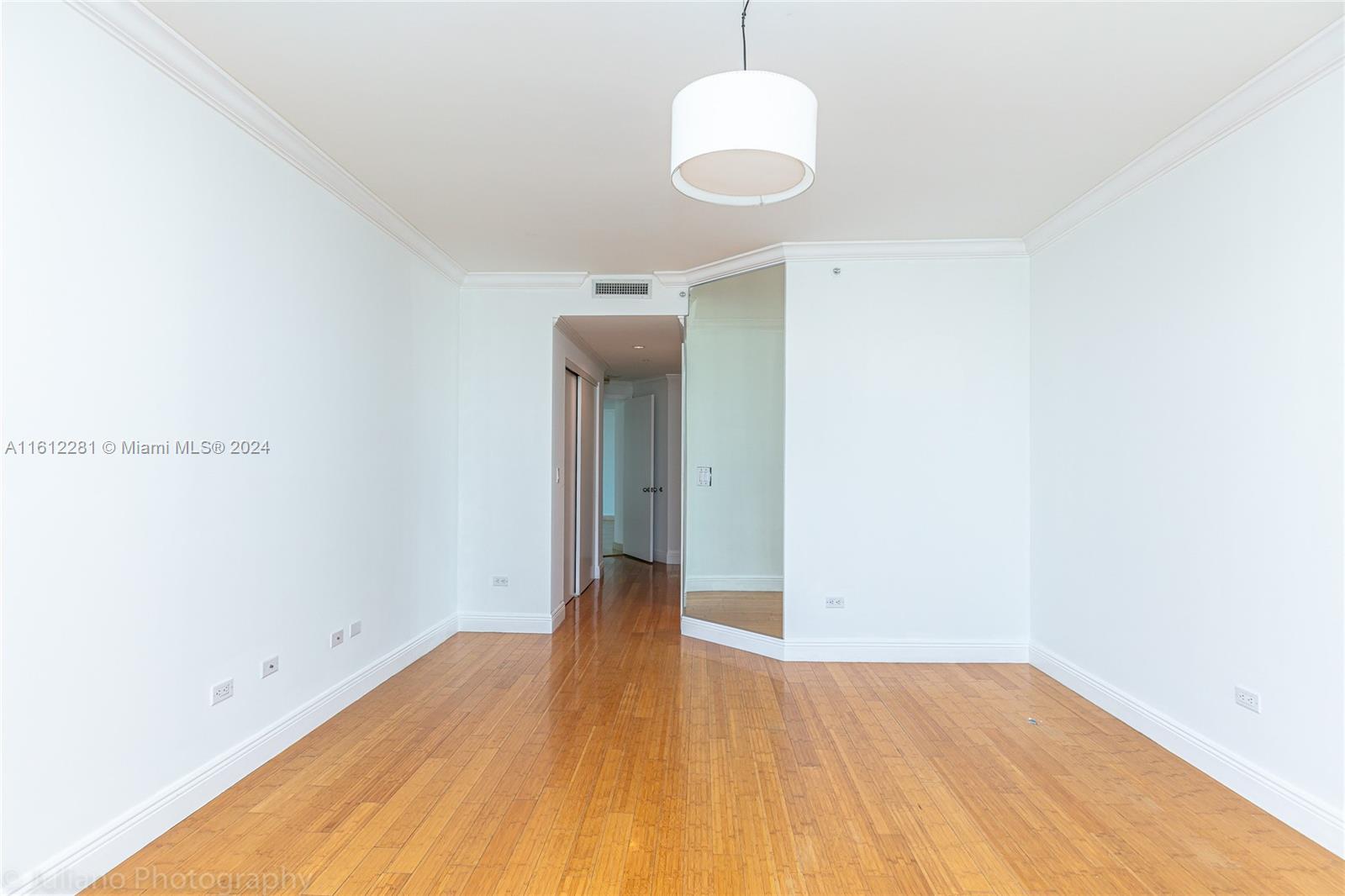 THREE TEQUESTA POINT COND - Residential