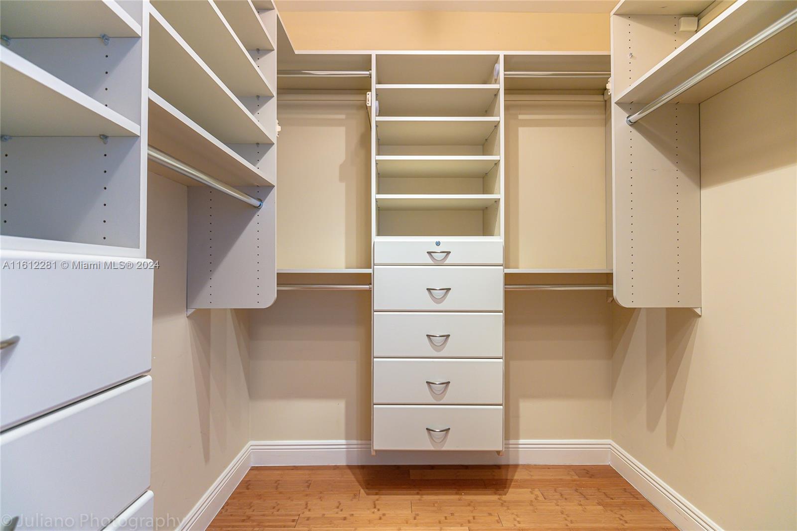 THREE TEQUESTA POINT COND - Residential