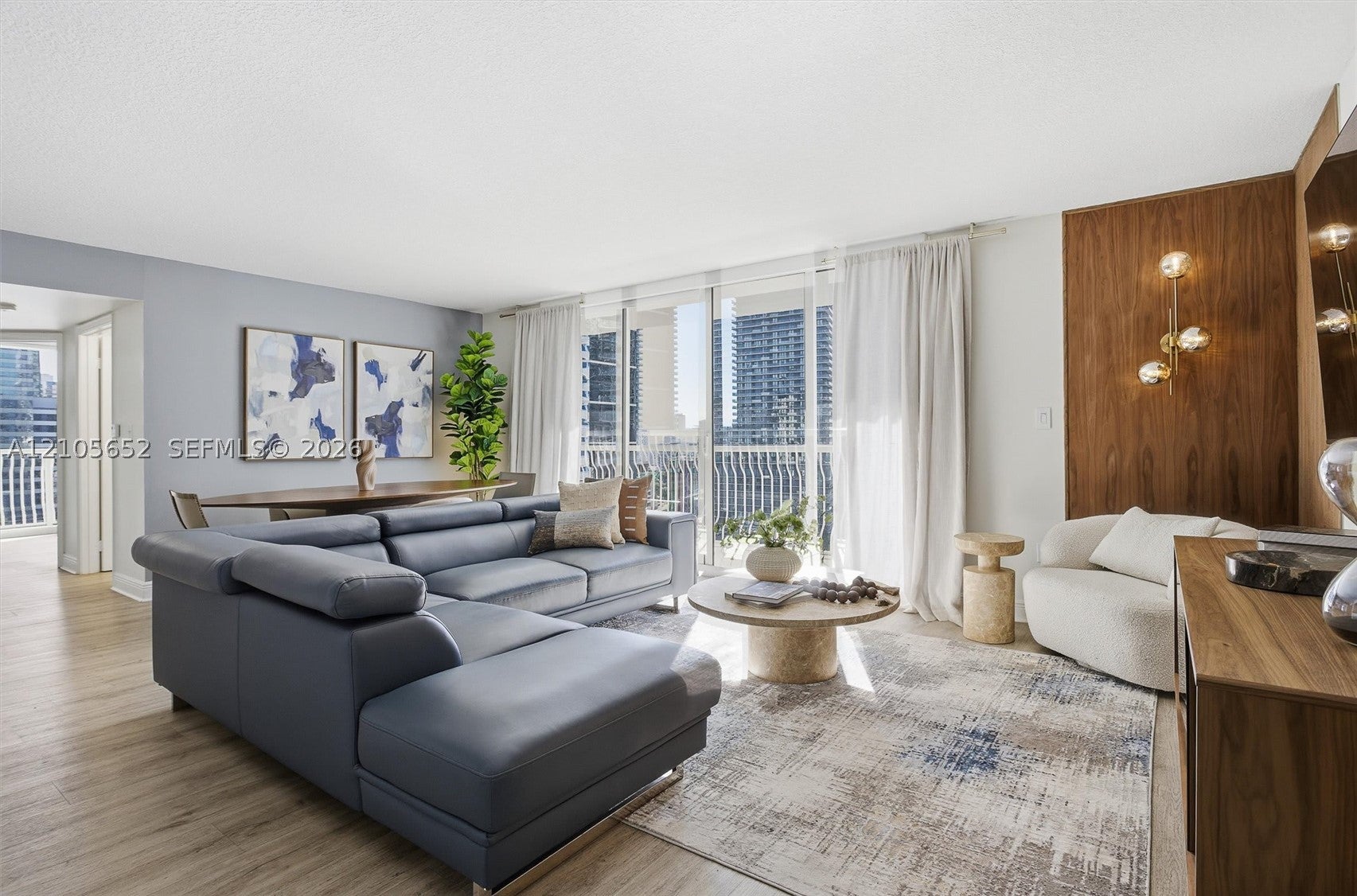 1200 Brickell Bay Dr