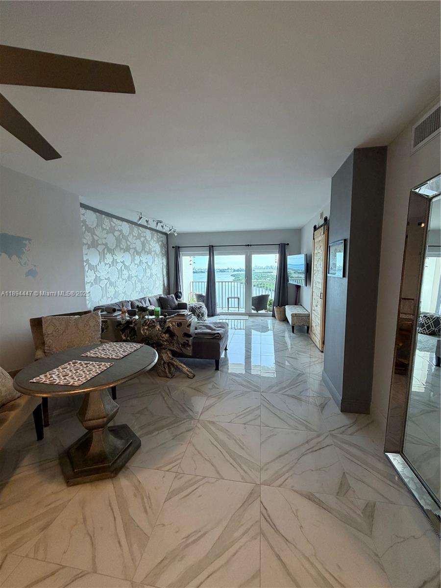 ARLEN HOUSE CONDO - Residential