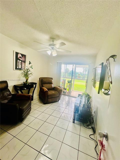 Condominium in Pembroke Pines FL 551 135th Ave Ave 19.jpg