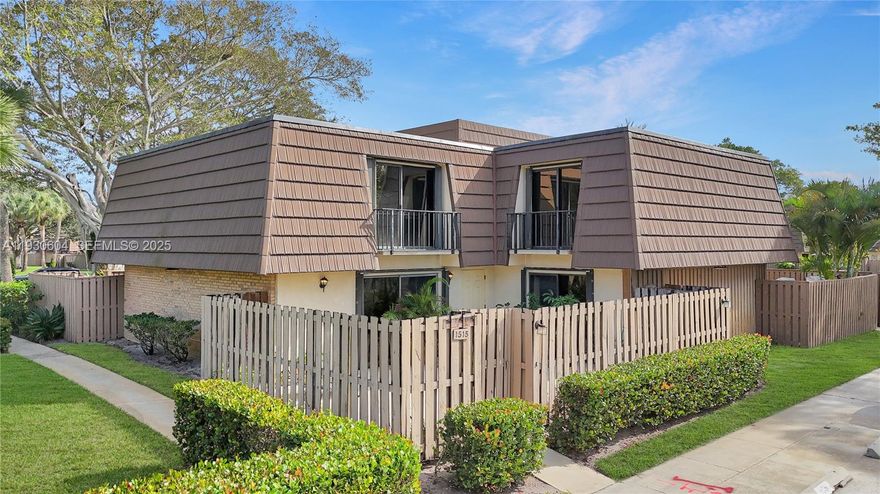 Discover this highly desirable 2 BR, 2.5 BA townhome in the heart of Palm Beach Gardens. Built by Divosta with solid Concrete Block (CBS) construction, this residence ensures durability and peace of mind.
Key features include a new roof installed in 2021 and accordion storm shutters throughout for superior protection. The interior boasts an open living area with tile floors, a spacious kitchen with ample cabinetry.
Upstairs, both generously sized bedrooms feature elegant wood flooring and their own private full bathrooms—including an updated master ensuite.
Outdoor living is a breeze with a large, private, fenced courtyard perfect for entertaining.
Enjoy the benefits of an incredibly low monthly HOA fee of just $231 per month. The active community offers a new pickleball, basketball court and children’s play area.
Convenience is assured with two designated parking spaces.
The location is unbeatable: You're just minutes from beautiful Palm Beach Gardens beaches, world-class shopping/dining at the Gardens Mall, and easy access to the West Palm Beach Airport.
Don't miss this opportunity to own a well-maintained, quality home in a prime location with a low HOA. It’s ready for your personal touch!