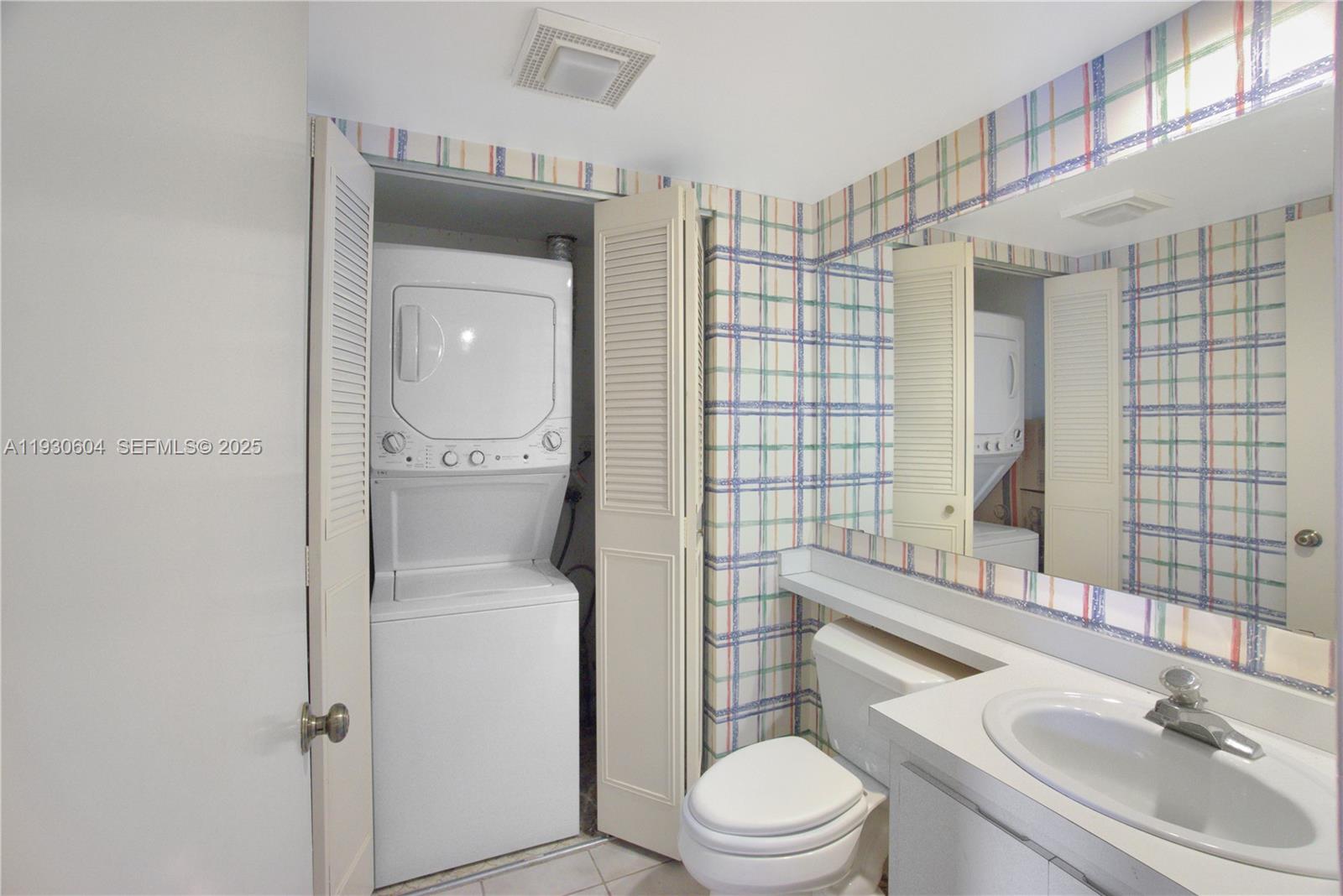 SANDALWOOD ESTATES - Residential