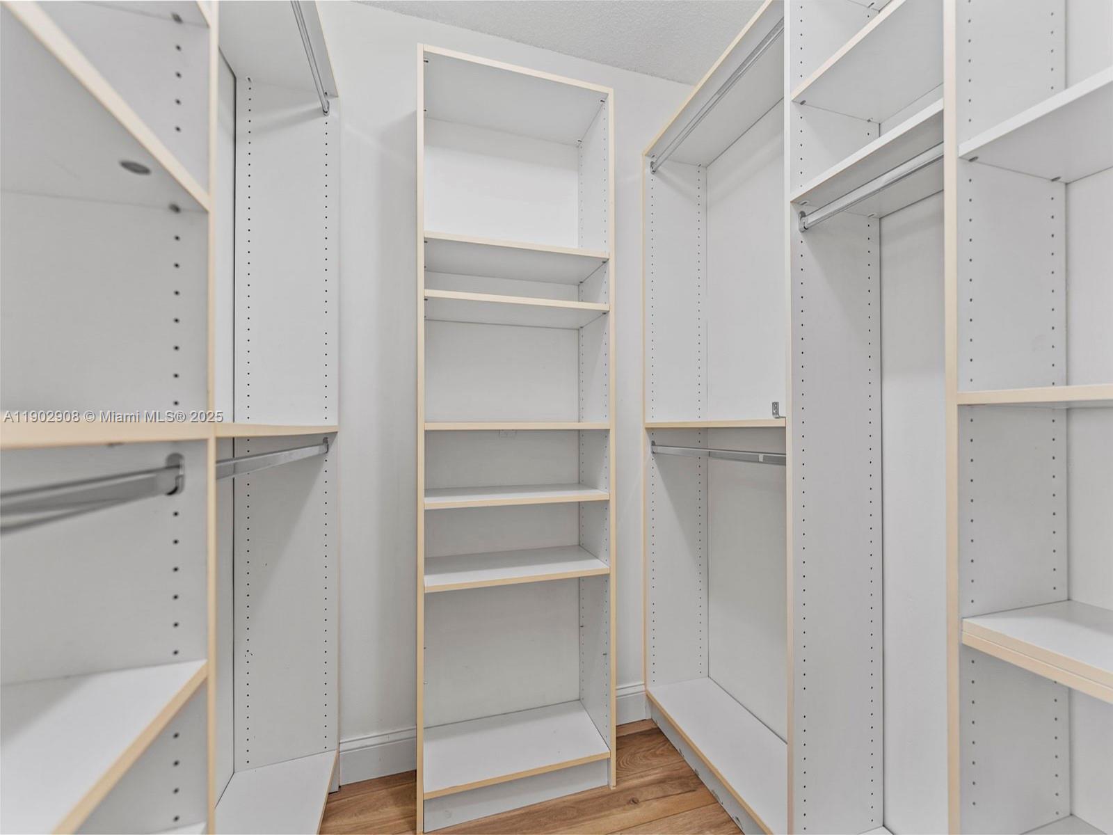 1ST ADDN TO DORAL WOODS - Residential Lease