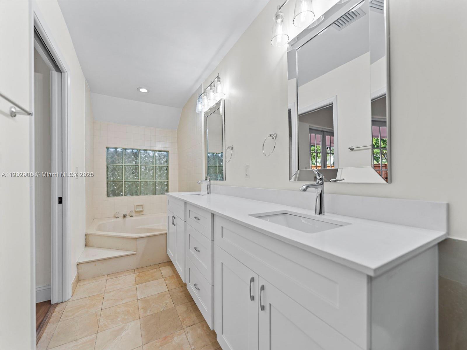 1ST ADDN TO DORAL WOODS - Residential Lease