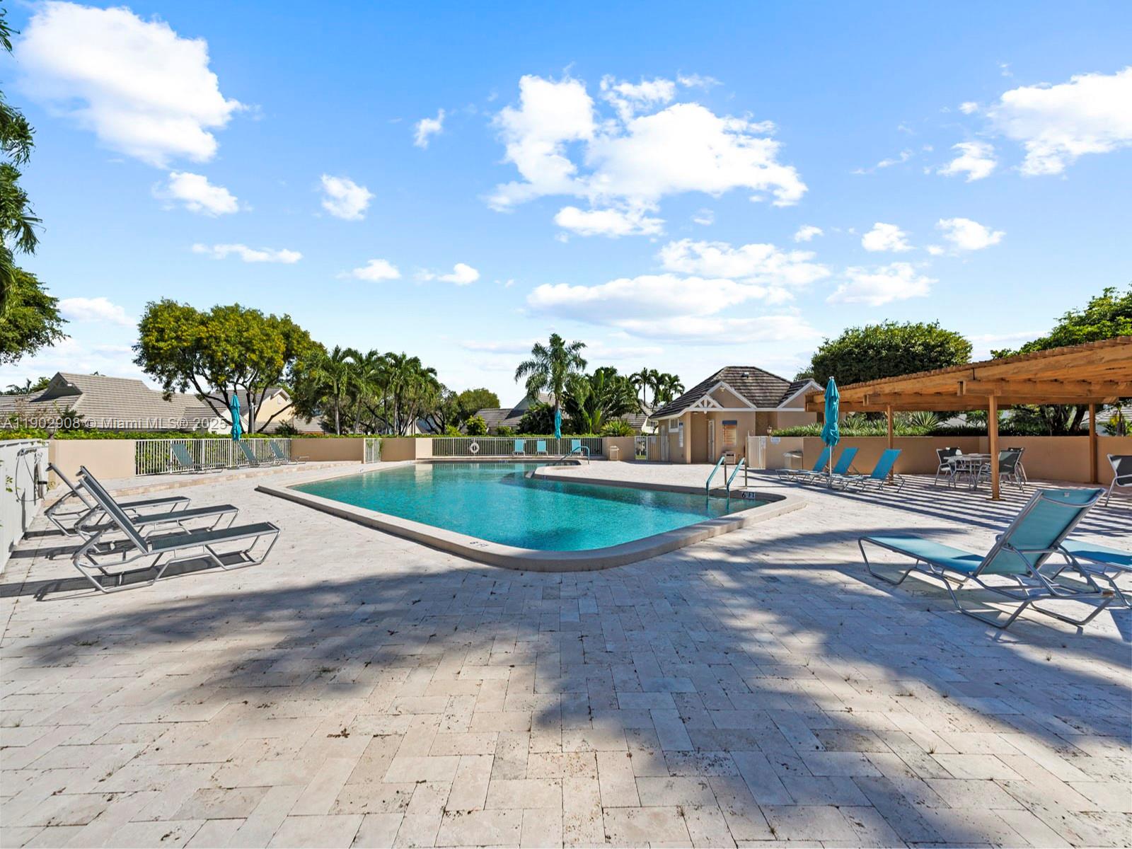 1ST ADDN TO DORAL WOODS - Residential Lease