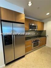 1060 BRICKELL CONDOUNIT - Residential