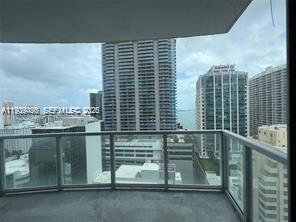 1060 BRICKELL CONDOUNIT - Residential