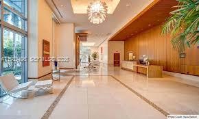 1060 BRICKELL CONDOUNIT - Residential