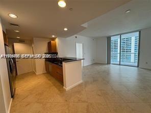 1060 BRICKELL CONDOUNIT - Residential