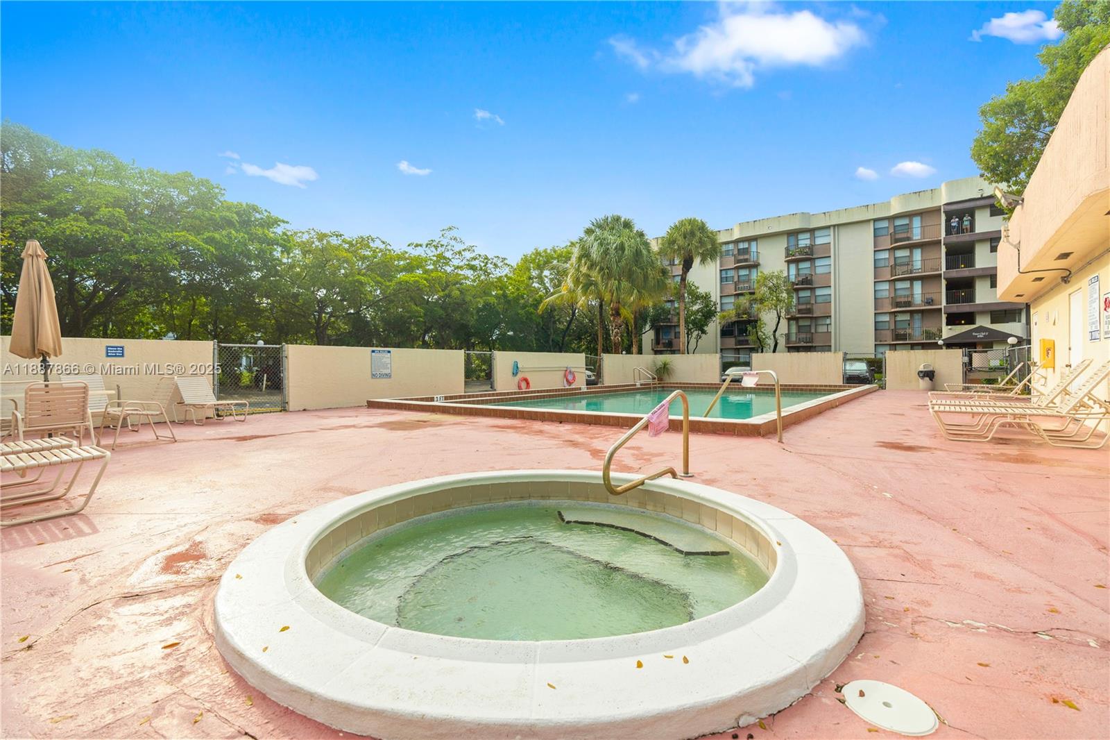CORAL SPRINGS TOWER CLUB - Residential