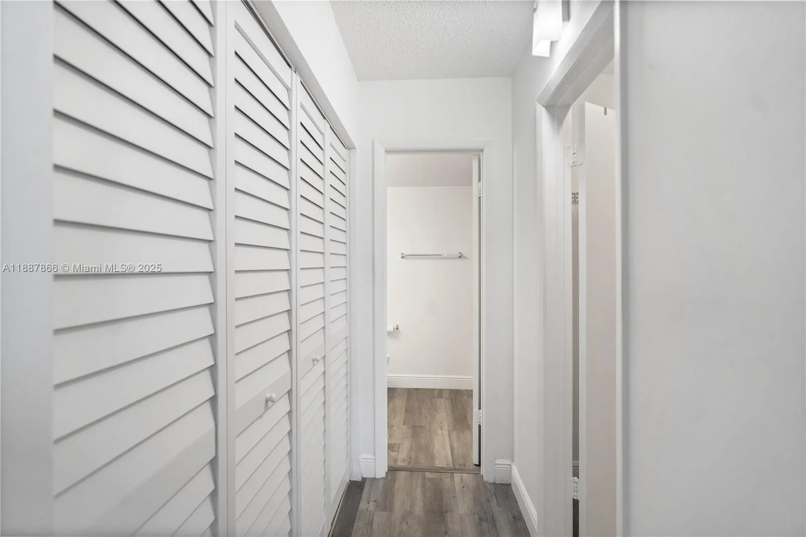 Coral Springs, Florida 33065, United States, 1 Bedroom Bedrooms, ,1 BathroomBathrooms,Residential,Active,219642