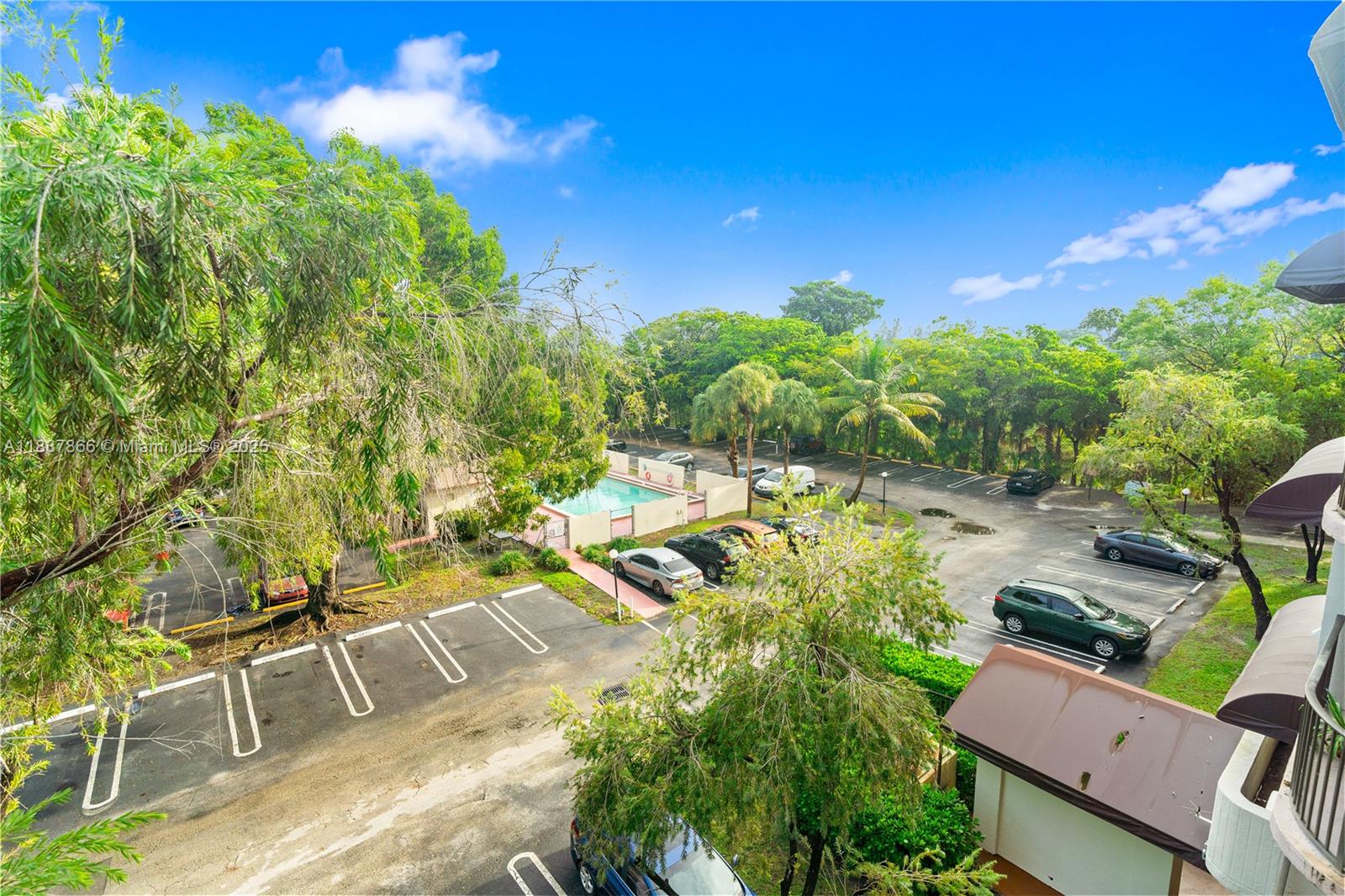 CORAL SPRINGS TOWER CLUB - Residential