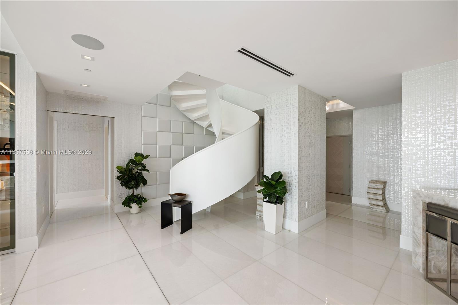 Photo 20 of 66 of 330 Sunny Isles Blvd 5-TS02 condo