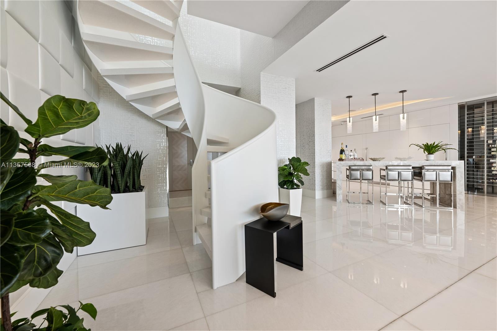 Photo 14 of 66 of 330 Sunny Isles Blvd 5-TS02 condo