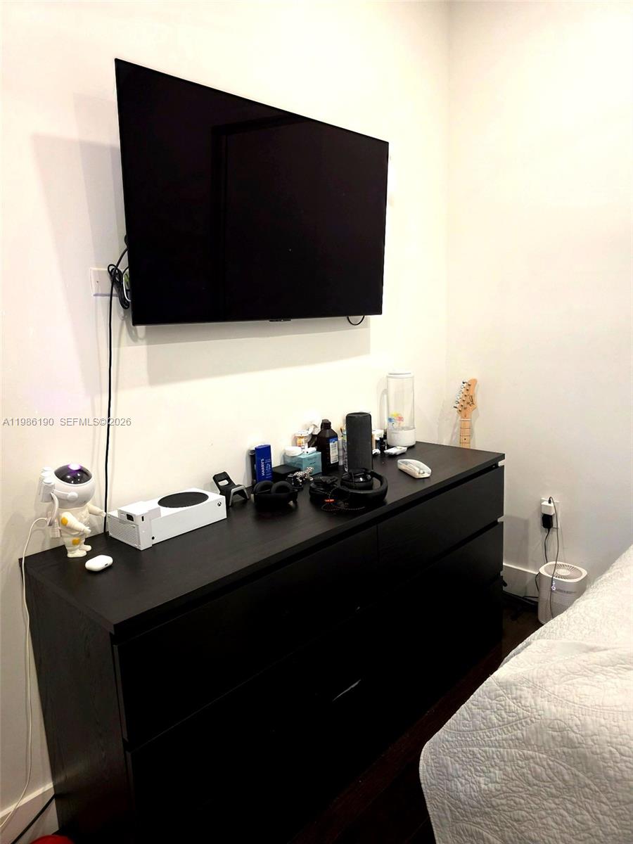 DUNNWOODY LAKE - Residential Lease