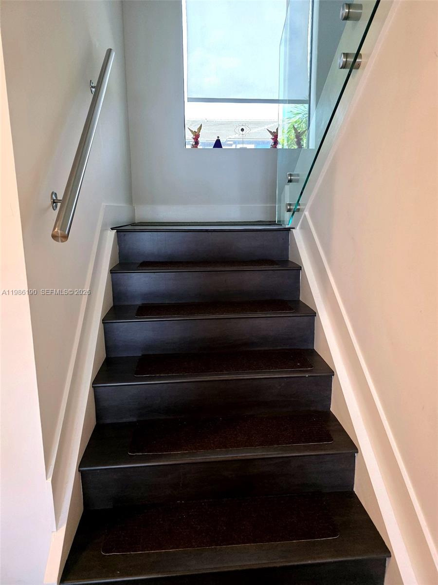 DUNNWOODY LAKE - Residential Lease