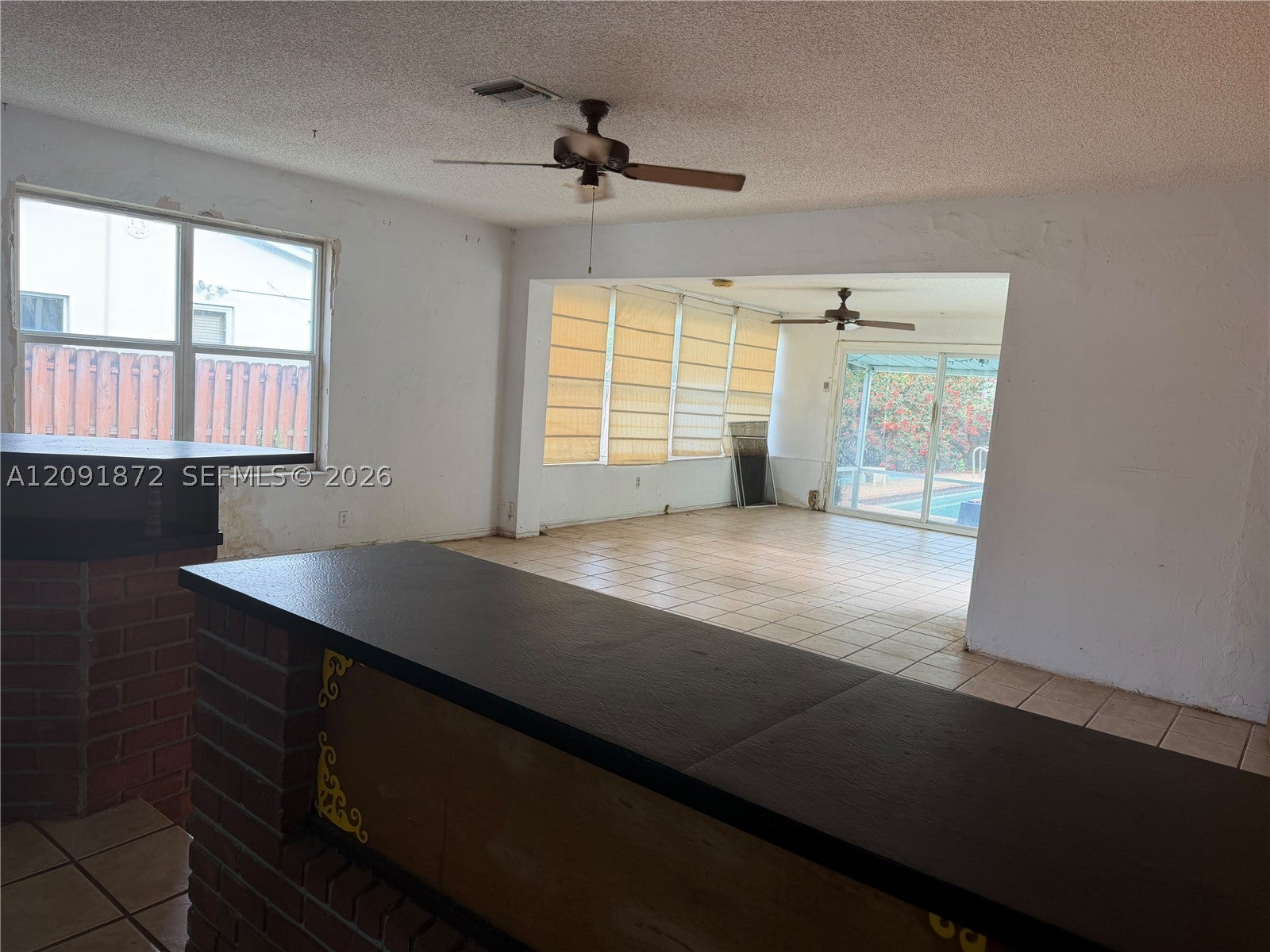 1146 Polk St