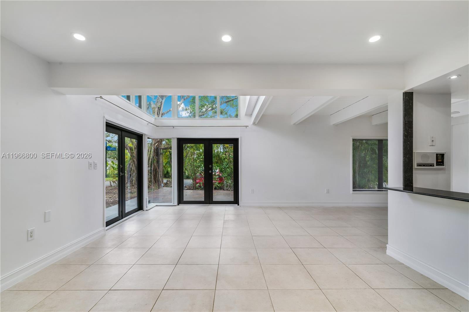 FOREST COVE - Residential Lease