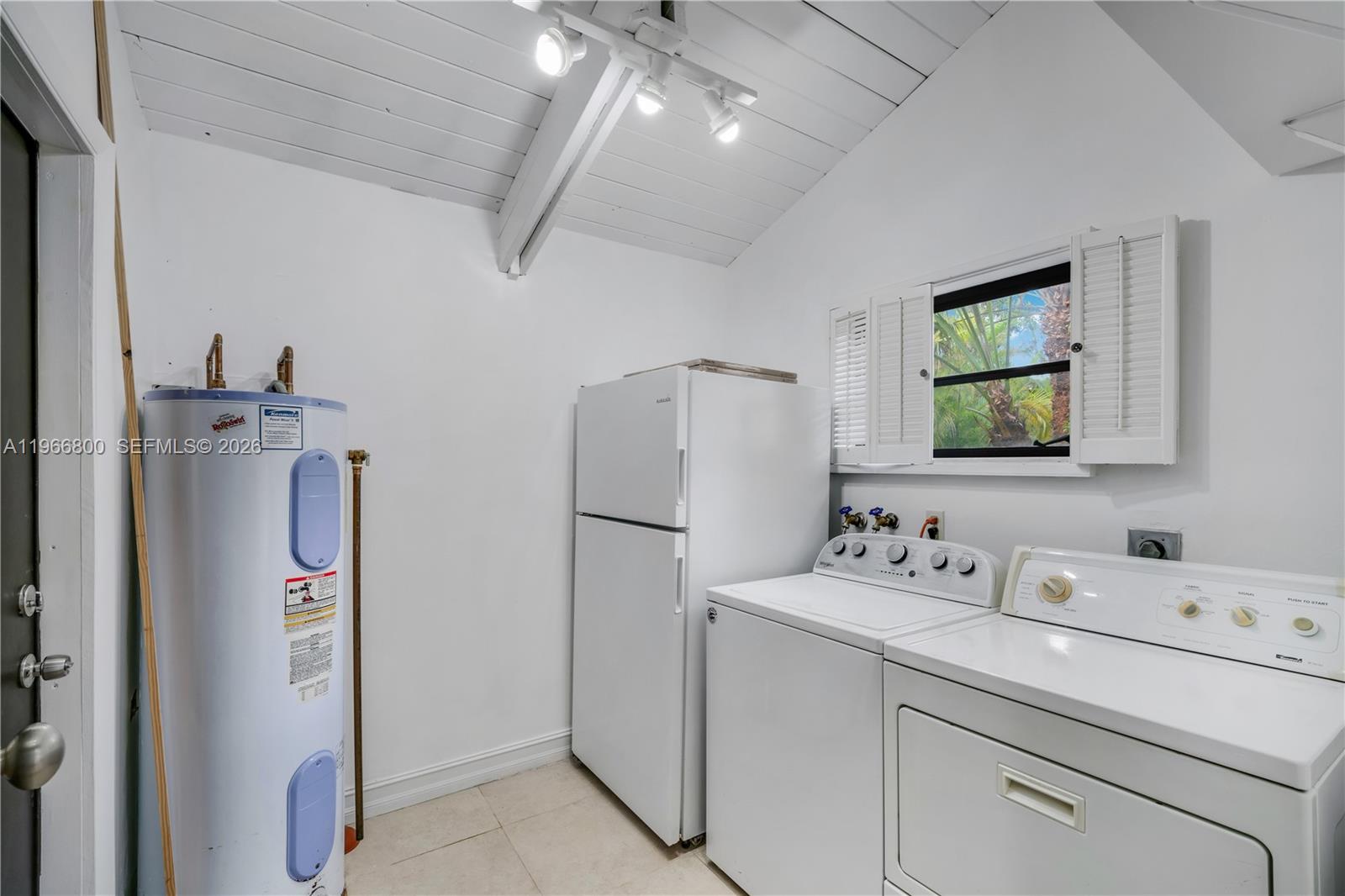 FOREST COVE - Residential Lease