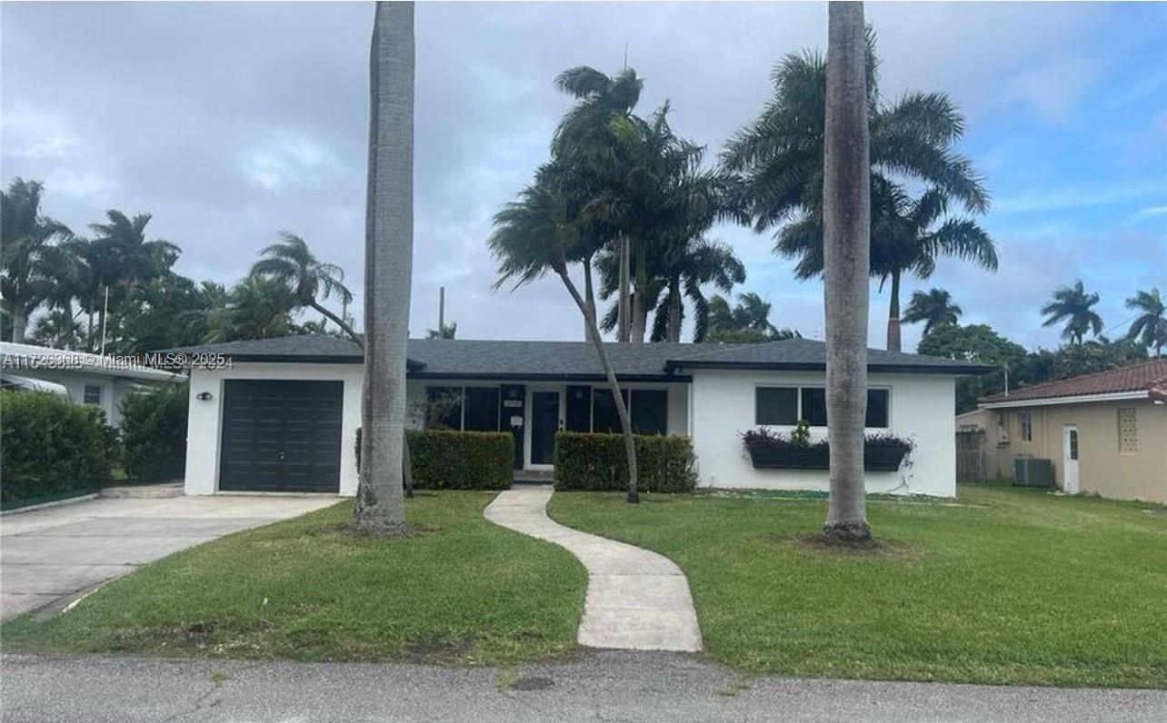 1319 Buchanan St, Hollywood, Broward County, Florida - 3 Bedrooms  
2 Bathrooms - 