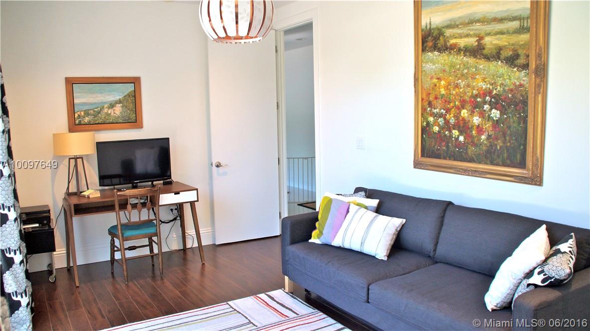Everglades Land Sales Com - Residential Lease