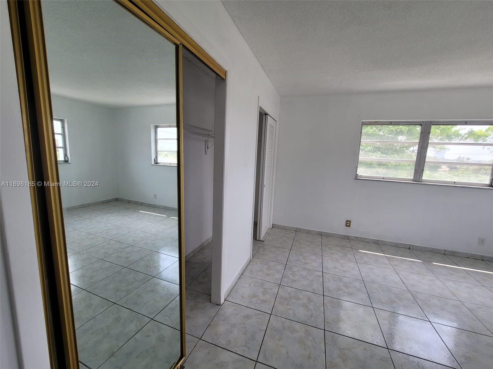 MEADOWBROOK TOWERS CONDO - Residential