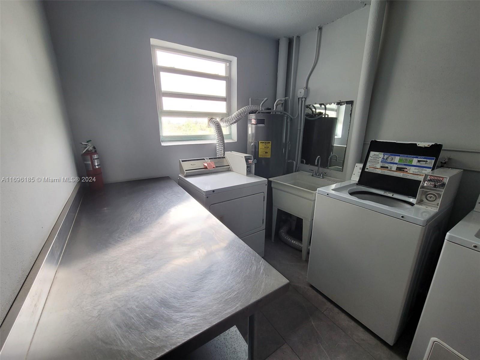 MEADOWBROOK TOWERS CONDO - Residential