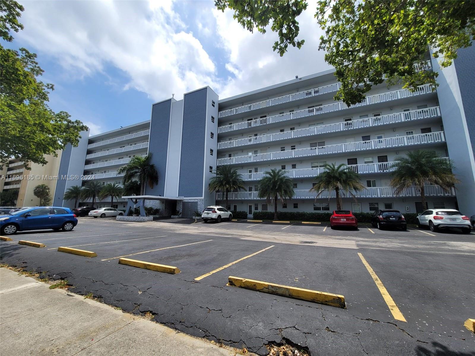 MEADOWBROOK TOWERS CONDO - Residential