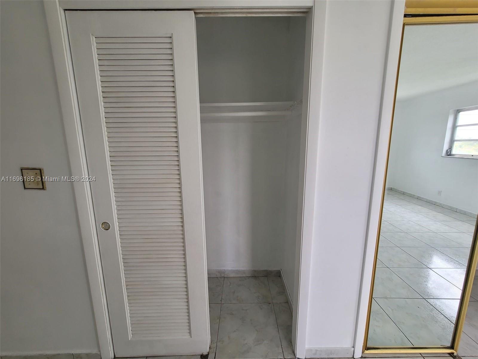 MEADOWBROOK TOWERS CONDO - Residential