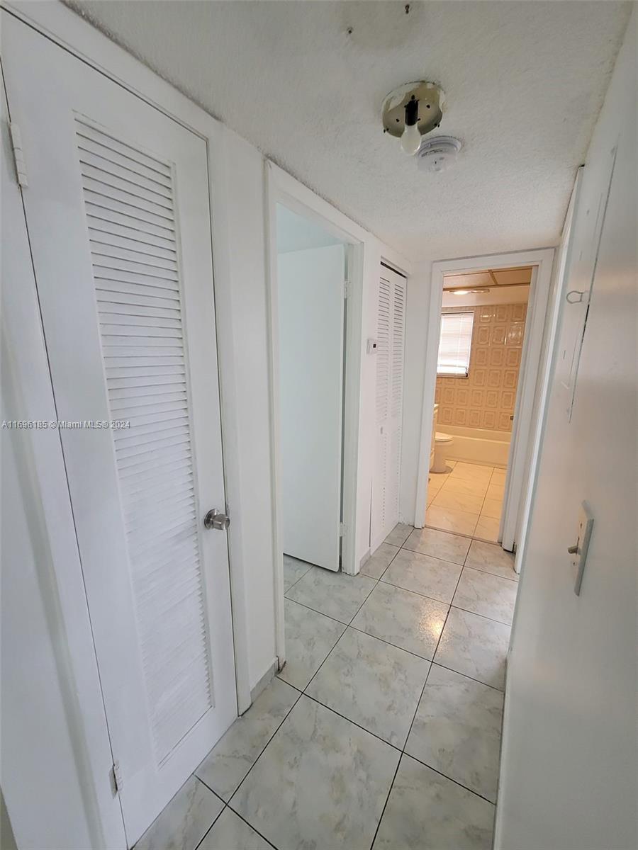 MEADOWBROOK TOWERS CONDO - Residential