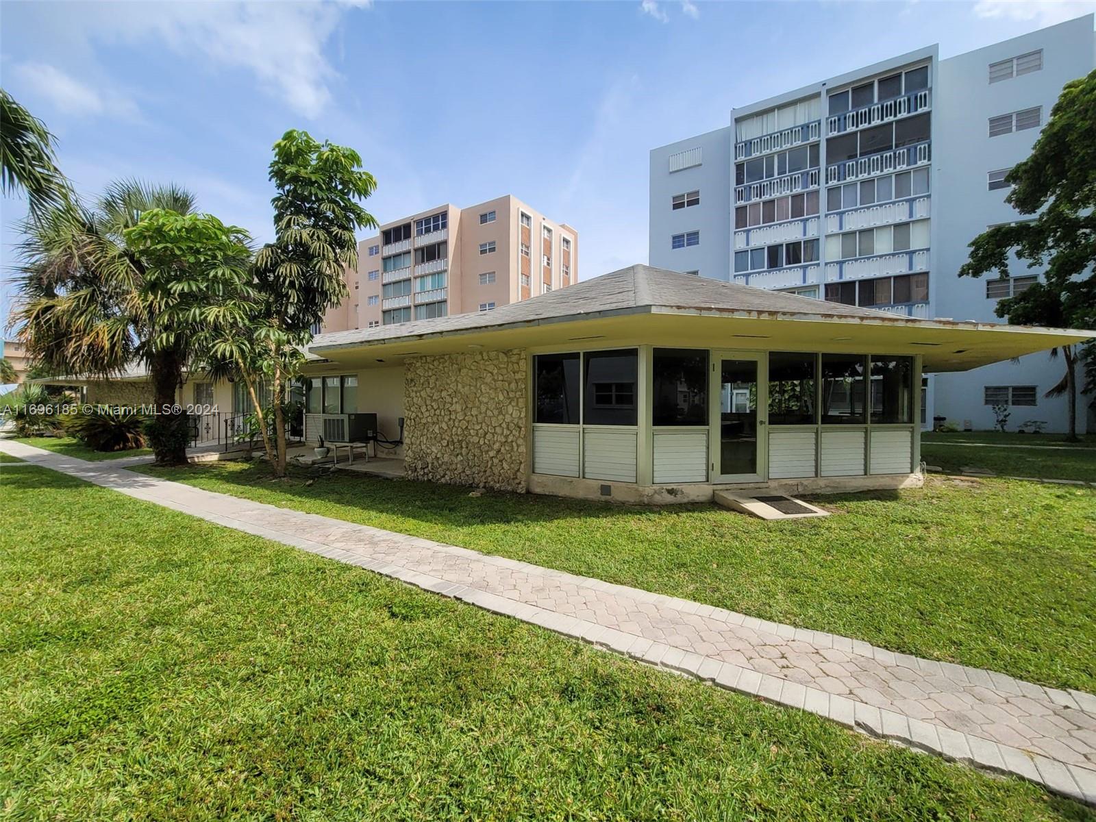 MEADOWBROOK TOWERS CONDO - Residential
