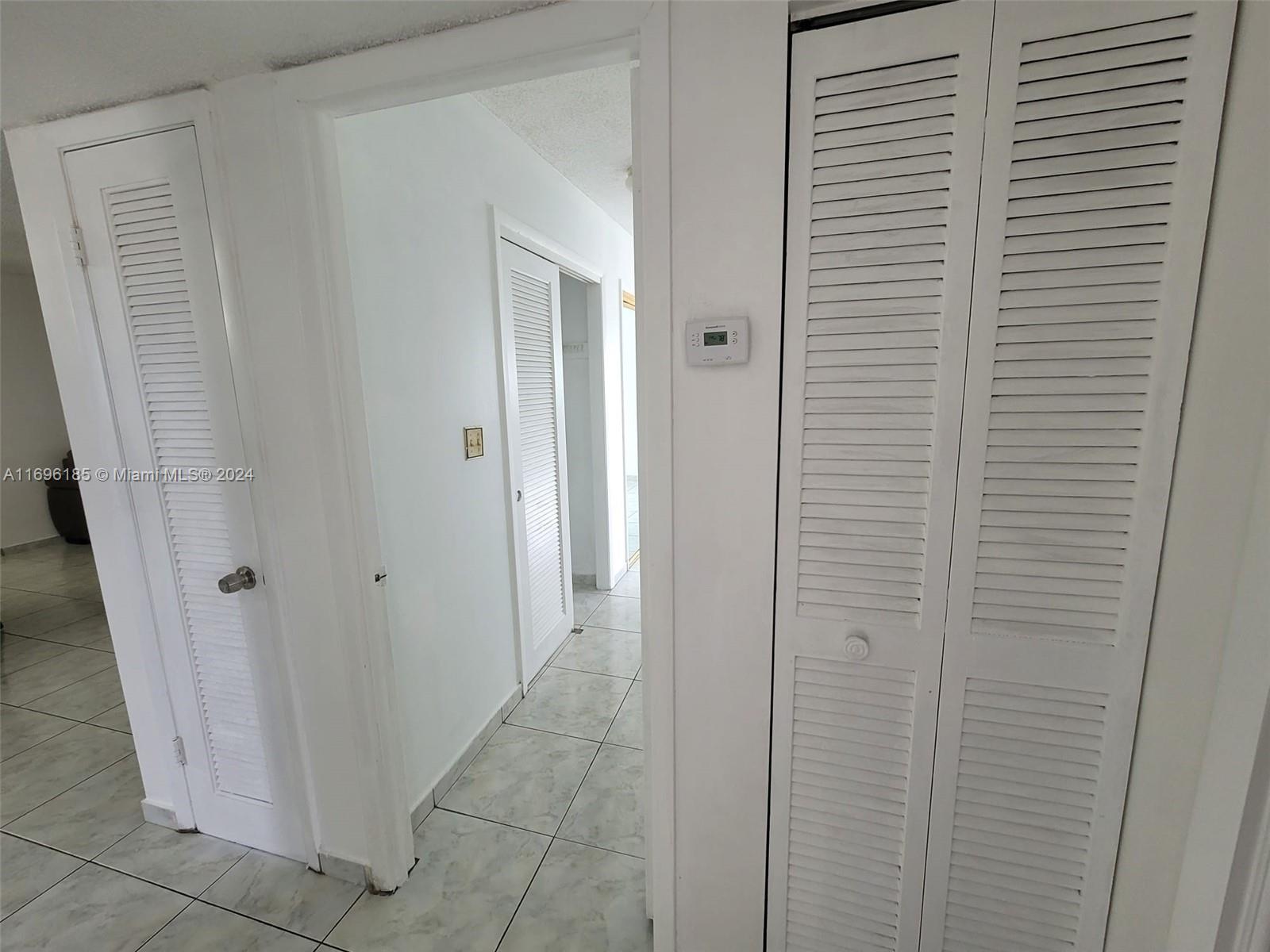 MEADOWBROOK TOWERS CONDO - Residential