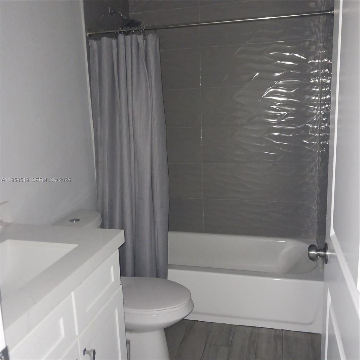 PROSPECT GARDENS - Residential Lease