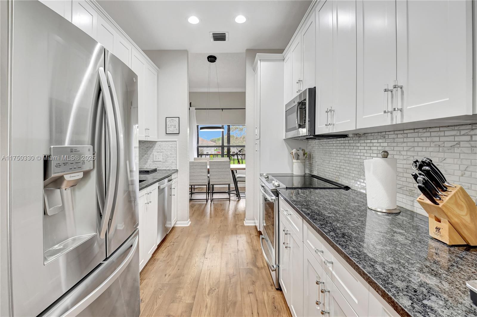 ALEXANDRA VILLAGE CONDO - Residential