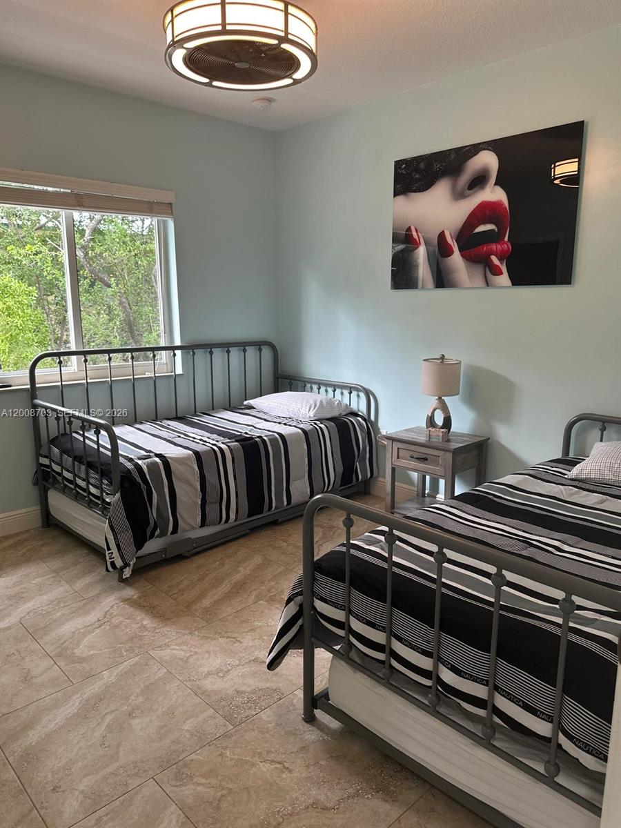 SUNRISE POINT REV - Residential