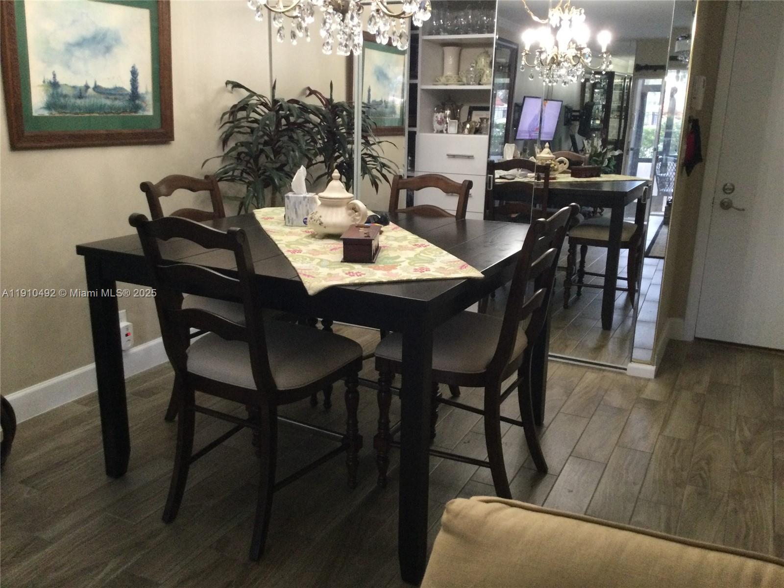 OAKBROOK IV V VI VII COND - Residential