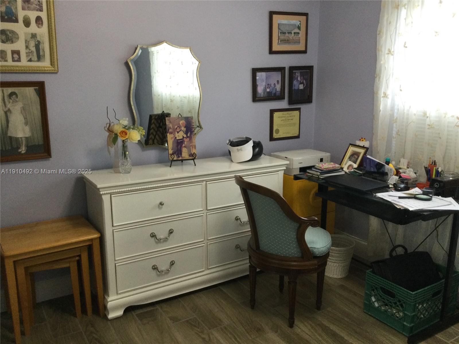 OAKBROOK IV V VI VII COND - Residential