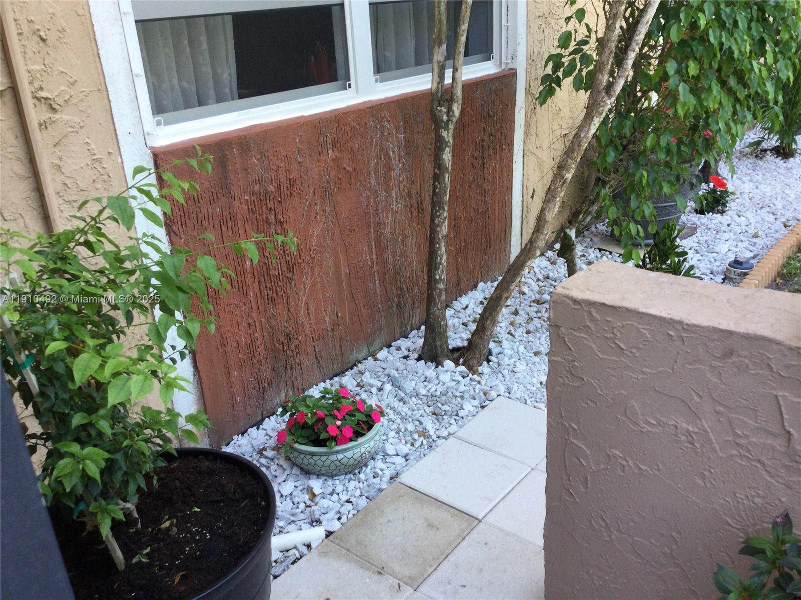 OAKBROOK IV V VI VII COND - Residential