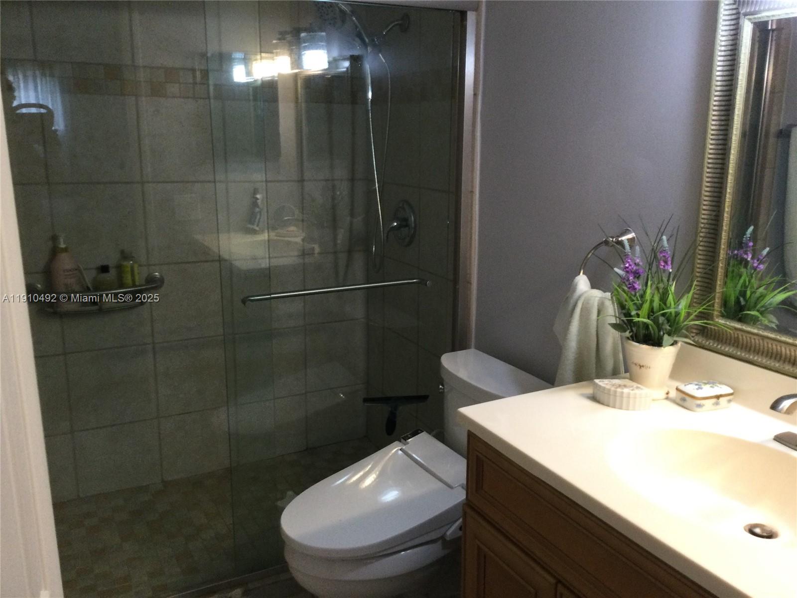 OAKBROOK IV V VI VII COND - Residential