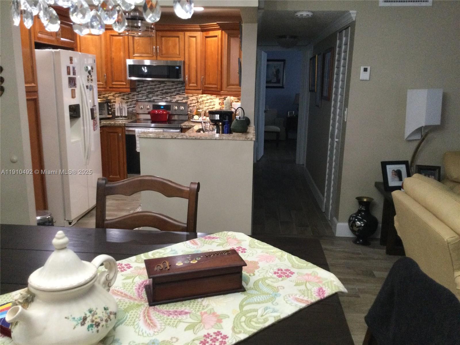 OAKBROOK IV V VI VII COND - Residential