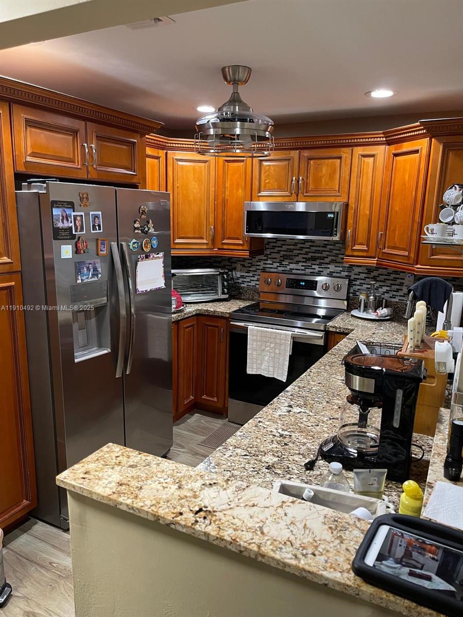 OAKBROOK IV V VI VII COND - Residential